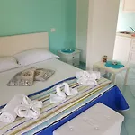 Pensionat 100 Passi Dal Mare