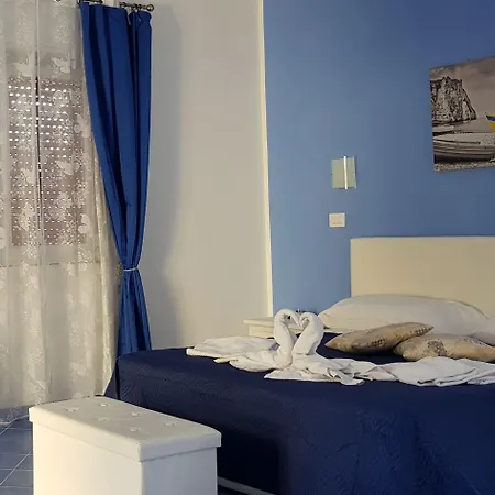100 Passi Dal Mare Konukevi 4*