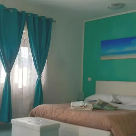 100 Passi Dal Mare Гостевой дом Агрополи