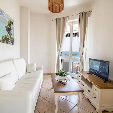 100 Passi Dal Mare Гостевой дом