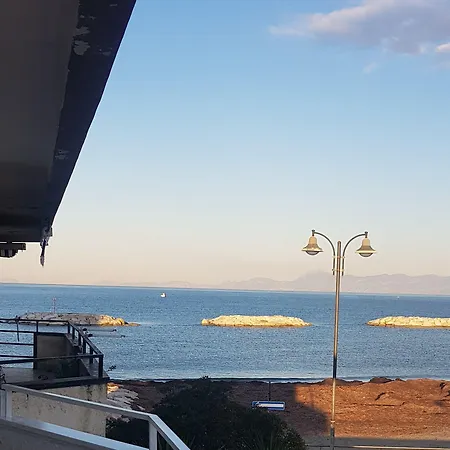 ゲストハウス 100 Passi Dal Mare