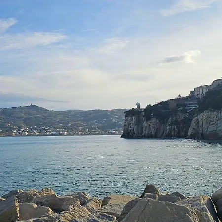 100 Passi Dal Mare 4* Агрополи