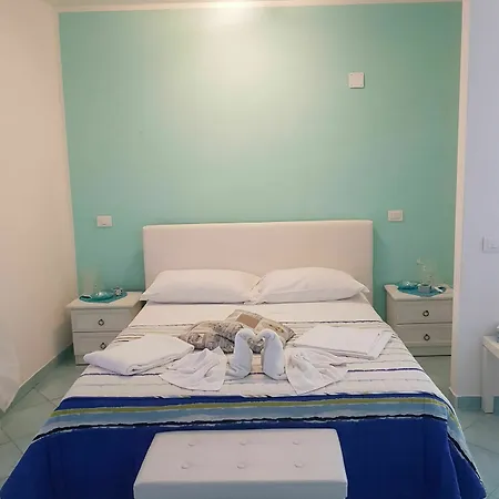 Affittacamere 100 Passi Dal Mare 3*