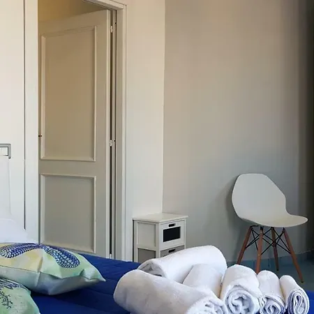 100 Passi Dal Mare 4* Агрополи