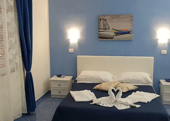 Pensión 100 Passi Dal Mare